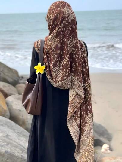 1件女士波西米亚复古佩斯利花卉提花头巾，休闲防晒围巾披肩，适合日常佩戴，秋冬季可搭配连衣裙