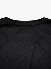 Plus Size Men's Summer Casual Short Sleeve T-Shirt, Vintage Dark Skull Style, Round Neck, Polyester Fabric, Suitable For Sports & Fitness