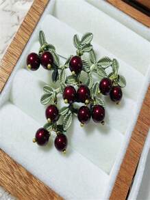 1pc Green Enamel Crafted Pearl Floral Wreath Blueberry Resin Chrysanthemum Brooch