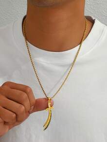 قلادة من الفولاذ المقاوم للصدأ مطلية بالذهب عيار 18 قيراطًا - قلادة سيف مطلي بالمينا، مزينة بزركونيا فنية، مناسبة للارتداء اليومي والاحتفالات الثقافية - قلادة سيف ثلاثية الألوان - مشاهدة 7