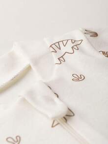 BEBE FOFUXO Macacão Bebê Estampado com Zíper sem Pé Suedine (RN/P/M/G) - Marrom - Visão 3