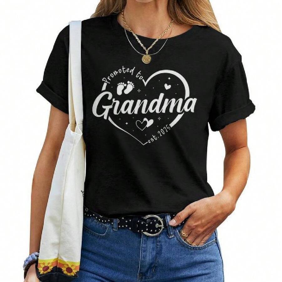 Promoted To Grandma Est 2025 Soon To Be Grandma Women T-Shirt - 黑色 - 查看 1