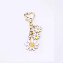 1pc Cartoon Daisy Keychain For Bags And Cars – Cute Daisy Charm Pendant, Lightweight Accessory For Daily Use, Charming Bag Decor And Car Key Holder, Whimsical Floral Accessory, Perfect Gift For Floral Lovers, Durable Keyring Accent, Compact Clip-On Design, Ideal For Backpacks, Purses, Desk Decor, And Travel Essentials - Multicolor - View 7
