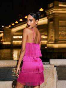 Basrey Glamine 分层流苏边缎面吊带连衣裙适合鸡尾酒会、舞会、单身派对舞会礼服、女士度假装、海滩度假装、女士性感俱乐部装