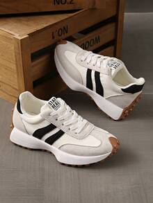 Retro Thick Sole Sports Shoes, Thickened Upper, Suitable For Running, Women's Footwear