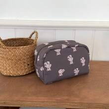 可爱大容量化妆包，便携式手提包，小众设计化妆品收纳包，旅行必备包，适合学校度假度假返校用品洗漱包防水盥洗包