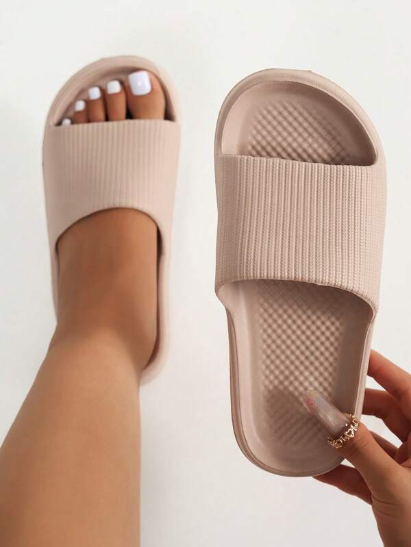 Women's Flat Sandals, Square Toe, Beige Color, Versatile Slip-On Sandals For Spring/Summer, Unisex Indoor/Outdoor Slippers