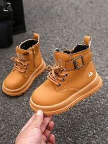 Botas Curtas Fashion para Meninas, Novo Lançamento Primavera/Outono 2025, Botas de Sola Macia Estilo Britânico, Botas Versáteis e Legais para Crianças