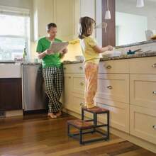 重型两步凳，铁木组合，承重高达 226.8 公斤，木质增高，换鞋，适用于卧室、厨房、浴室 - 灰色/棕色，浴室凳 | 优雅的凳子设计 | 木制凳子 - 棕色 - 查看 4