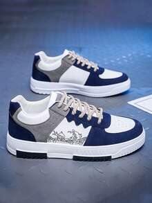 新款男士运动鞋，时尚韩版滑板鞋，四季透气休闲运动鞋，平底一脚蹬鞋，适合圣诞节、新年、情人节假期（新鞋底标志和图案设计随机搭配）