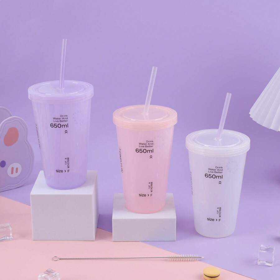 1pc 22oz Plastic Cold Drink Cup With Lid And Straw, Simple Style, Perfect For Coffee, Tea, Smoothies, Summer And Winter Drinks, Reusable, Family Gathering Supplies, Holiday And Birthday Party Supplies, Party And Holiday Decoration Supplies, With A Straw Brush