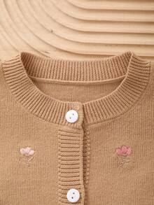Chaqueta de punto bordada con flores para niña bebé