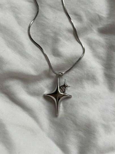 1pc Fashion Star & Thorn Decor Pentagram Pendant Necklace, Suitable For Daily Wear, Gifts, Holiday Parties
