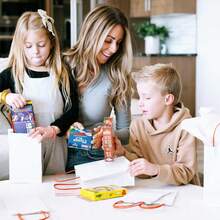 Mattel UNO FLIP，家庭纸牌游戏，包含 112 张牌，是送给 7 岁及以上儿童的绝佳礼物 - GDR44 - 查看 7