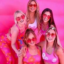 Heart-Shaped Fashion Sunglasses |   Festival Parties, Party Glasses, Fashion Sunglasses, Party Supplies, Lightweight Frames |   Great For Parties, Photo Booths And Valentine's Day |   Cute Color Designs, Men And Women |   Ideal Gift For Teenagers, Friends And Couples - 粉色 - 查看 2