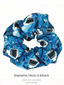 1 件复古鲨鱼印花发带 - 蓝白海洋图案 - 弹性发饰。采用柔软弹性材质制成，可作为马尾辫固定器，适合休闲和沙滩造型，提供舒适的佩戴体验。