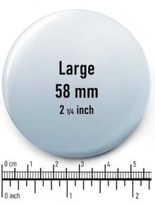 定制宠物翻领别针纽扣、宠物肖像翻领别针、个性翻领别针纽扣、宠物礼品、宠物纪念礼品、狗狗肖像、独特翻领别针纽扣。它是装饰夹克、背包或包袋的完美配饰，也是任何场合的理想礼物。 - 彩色 - 查看 6