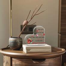 1 قطعة من اللوحة الزخرفية المسطحة بشكل قلب مع تصميم الفراشات والنباتات الزهرية الرومانسية - هدية عيد الحب ، الأزواج ، الذكرى السنوية ، عيد الميلاد - ديكور المكتب مع رسالة حب ، لا يحتاج إلى كهرباء ، مسطح 2D