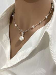 1 件法国轻奢珍珠吊坠锆石项链，尽显奢华感，时尚气质，轻奢百搭锁骨链，适合女性日常佩戴 - 珍珠項鍊 - 查看 4