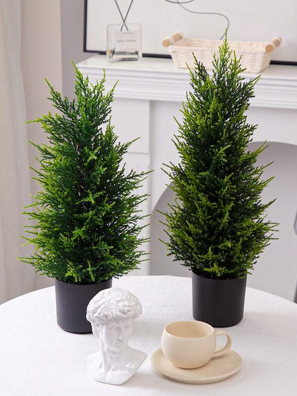 1pc/2pcs Artificial Cedar Christmas Tree, PE Material, Simulated Pine And Cypress Small Bonsai, Including Black Plastic Pot, Green, Desktop Ornaments, Factory Customization, Wholesale