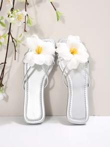 法式优雅度假时尚休闲沙滩波西米亚风PU皮革贴花女士柔软平底凉鞋，适合沙滩、婚礼、夏季等场合 - 銀色 - 查看 6