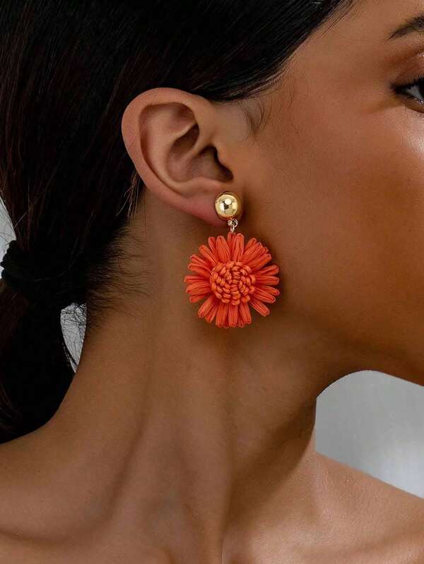 1 paire de boucles d'oreilles élégantes et romantiques avec fleurs en raphia pour femmes, parfaites pour le décontracté, les vacances, les jours fériés et le port quotidien au printemps/été