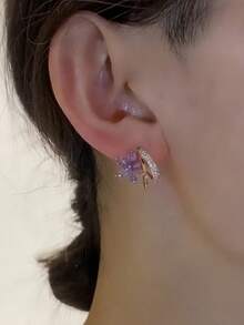 精致小巧紫色花朵耳环，新款优雅女士耳钉