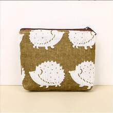 1件套三合一可爱帆布零钱包套装:零钱包+钥匙扣+耳机盒!简约时尚卡通设计,小巧便携,帆布材质经久耐用,易于清洁。分隔式内部空间可收纳零钱、钥匙和耳机,防止物品丢失,使用方便。可爱图案点亮日常生活,适合学生和上班族(颜色随机) - 彩色 - 查看 6