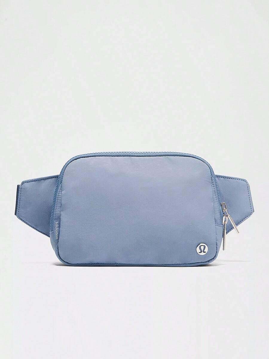 Lululemon Everywhere Belt Bag Large 2L Washed Denim-For Yoga Gym Running-Sweat-Wicking-Yoga-All Seasons Sport-Spring/Summer-Autumn/Winter-Back To School- Mother's Day Gifts-Father's Day Gift - Washed Denim - 查看 1