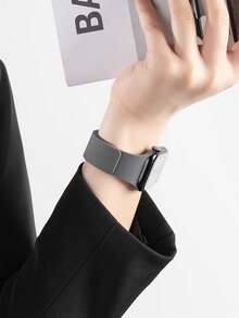 1pc Unisex Litchi Texture Silicone Magnetic Watch Band, Compatible With Apple Watch 42mm, 38mm, 40mm, 41mm, 44mm, 45mm, 46mm, 49mm, Fashionable Smart Watch Replacement Strap For Series Ultra2, Ultra SE2, SE 11, 10, 9, 8, 7, 6, 5, 4, 3, 2, 1