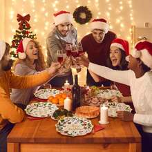 10pz/20pz/50pz Piatti di carta natalizi con bordo frastagliato, diametro 9 pollici, piatti monouso decorativi con bacche e agrifoglio, piatti da dessert natalizi di diametro 7 pollici, adatti per cene, dessert, feste di Natale e compleanni