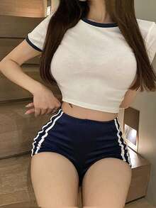 A女士性感内衣韩版女夏季冰丝线面料运动休闲时尚套装