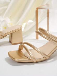 Sandalias de tacón alto con tira gruesa de piel sintética de unicolor, elegante punta cuadrada, estilo minimalista y elegante para oficina, boda y fiesta en verano - Dorado - Ver 8