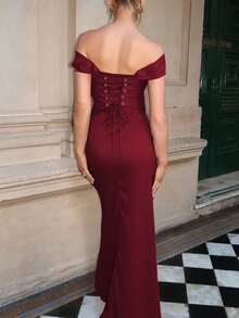 Vestido longo feminino liso com fenda lateral e amarração nas costas, ombro de fora, colado ao corpo, elegante, sexy, para festa, baile de noite - Borgonha - Ver 5