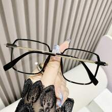 1 件装女士方形时尚眼镜经典现代简约风格变色时尚眼镜方形墨镜