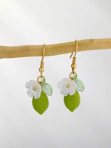 1 对优雅可爱的绿色柠檬和花卉水果吊坠耳环，适合女士和女孩日常佩戴、节日、旅行、情人节礼物