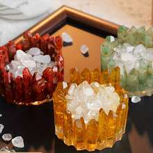 [6-7厘米天然水晶柱碗] 透明光泽的水晶石材质，可用作精致的烛台、手链首饰收纳盒和家居装饰品。也可在日常生活中用作水晶清洁工具。