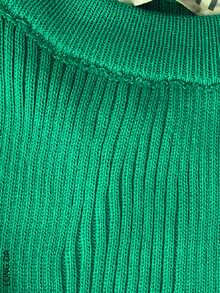 Vestido elegante-casual, entallado y sin mangas, adecuado para cualquier ocasión. ¡Disfruta de la comodidad sin perder el estilo!    - Verde - Ver 3