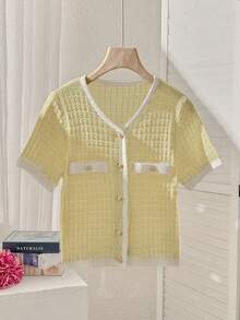 Áo dệt kim nữ mùa xuân/hè mới của FOR BEAUTY, phong cách thường ngày, tối giản, thanh lịch, phối màu vàng, thiết kế cúc nấm trắng phía trước, phong cách mới cho năm mới. - Vàng và trắng - Xem 2