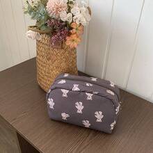 可爱大容量化妆包，便携式手提包，小众设计化妆品收纳包，旅行必备包，适合学校度假度假返校用品洗漱包防水盥洗包