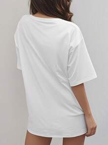 Clark 22 Caitlin T-Shirt, Loose Fit Drop Shoulder T-Shirt With Letter Print Graphic Tees Women Tops Short Sleeve Round Neck Casual Fashion T-Shirt,Perfect For Parties And Birthdays - 白色 - 查看 2