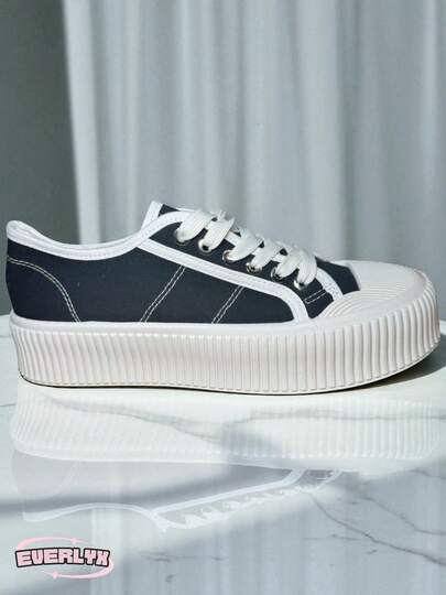 EverlyX Plateau-Sneaker aus Canvas – Modernes und vielseitiges Design mit dicker Sohle für Komfort und Stil – Schnürverschluss für eine perfekte Passform – Ideal kombinierbar mit jedem lässigen Look – Erhältlich in Schwarz – ✅ Lieferung in 3-5 Tagen