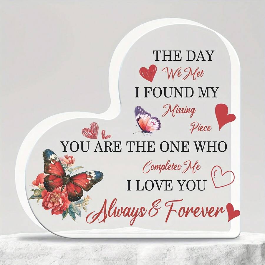 1 قطعة من اللوحة الزخرفية المسطحة بشكل قلب مع تصميم الفراشات والنباتات الزهرية الرومانسية - هدية عيد الحب ، الأزواج ، الذكرى السنوية ، عيد الميلاد - ديكور المكتب مع رسالة حب ، لا يحتاج إلى كهرباء ، مسطح 2D