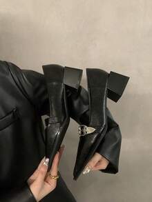 Women Pumps - 黑色 - 查看 8