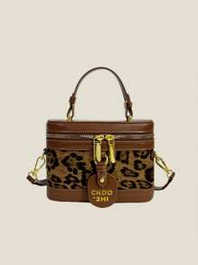 New Autumn/Winter Mini Letter Leather Tag Pendant Decor Vintage Patchwork Leopard Pattern Hand Bag, Cosmetic Bag, Mini Square Bag, Niche Fashion Bucket Tote Bag, Box Bag, Versatile Casual Shoulder Crossbody Bag For Women, New Fall Winter Tiger Print Bag For Women, New Fall Winter Cheetah Print Purse For Women , Leopard Cheetah Print - Multicolor - View 4