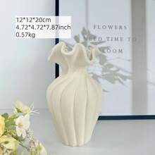 1 pièce Un beau vase en céramique d'une hauteur de 20 centimètres, de petite taille, adapté pour un placement sur le bureau, convenant aux fleurs séchées et fraîches, avec un design de surface givrée rugueux, à la mode et novateur, avec un style moderne, convenant aux jeunes, aux personnes d'âge moyen et aux jeunes