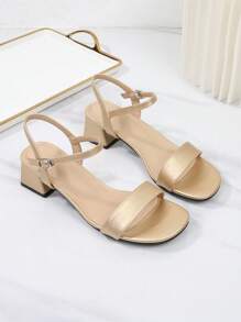 中跟带扣凉鞋，时尚露趾粗跟鞋，宽码和加大码女士凉鞋，复古风格经典高跟百搭休闲鞋 - 金色 - 查看 16