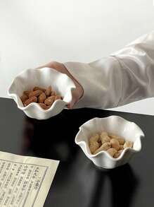 1/2/4-Pcs Set Retro Minimalist White Ceramic Lotus Leaf Shaped Tea/Dessert Plates, Serving Trays, Nuts Bowls