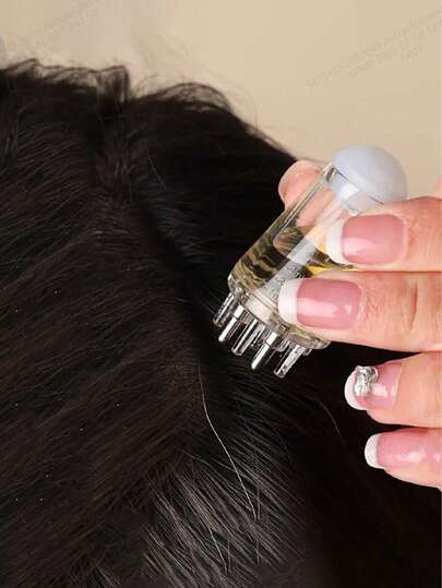 一套头皮按摩器，包含精油滚轮按摩器、按摩刷、护发精华和舒缓膏涂抹器，适合返校季、旅行度假等场合，是女士美发配件的理想之选。套装包含：梳子、发刷、木梳、发刷、梳子、发梳、理发师专用梳、背梳、梳子、梳头、卷发梳、解结梳、球形梳、迷你梳、卷发产品、圣诞节用品、美发用品、木梳、发刷、迷你梳、解结梳、梳子、卷发梳、美发设备、旅行必备品、发型、美发、发刷、背梳、造型梳、卷发梳、边缘梳、梳子、梳头、发刷套装、梳头、卷发梳、解结梳、女士发刷、头发、旅行用品、美发工具、美发用品、理发师、理发师配件、理发店、美发设备