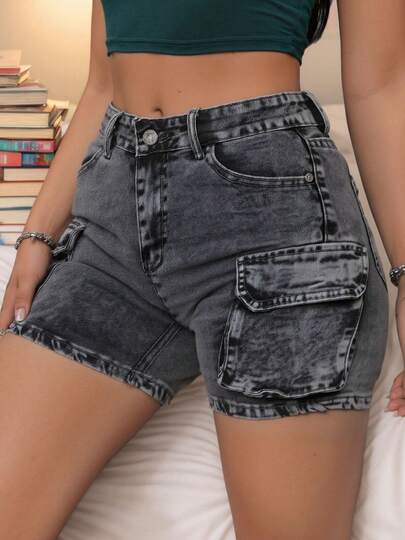 Pantalones cortos vaqueros de talle alto en gris humo estilo utilitario - Múltiples bolsillos, versátil para looks casuales y modernos